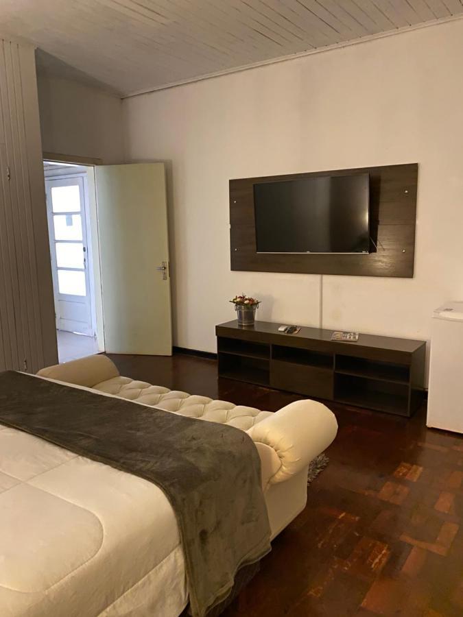 Hotel Pousada La Vierro Понта Гроса Екстериор снимка